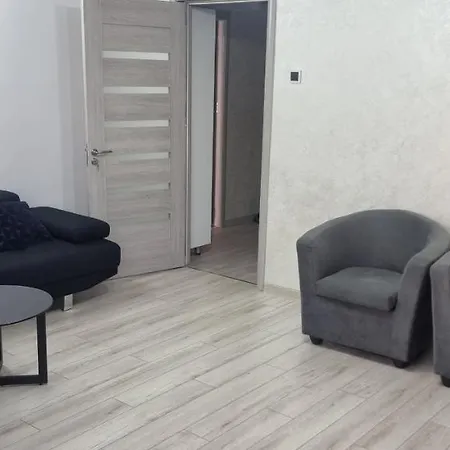 Ilona Apartament 3 Camere Ramnicu Valcea Exterior photo
