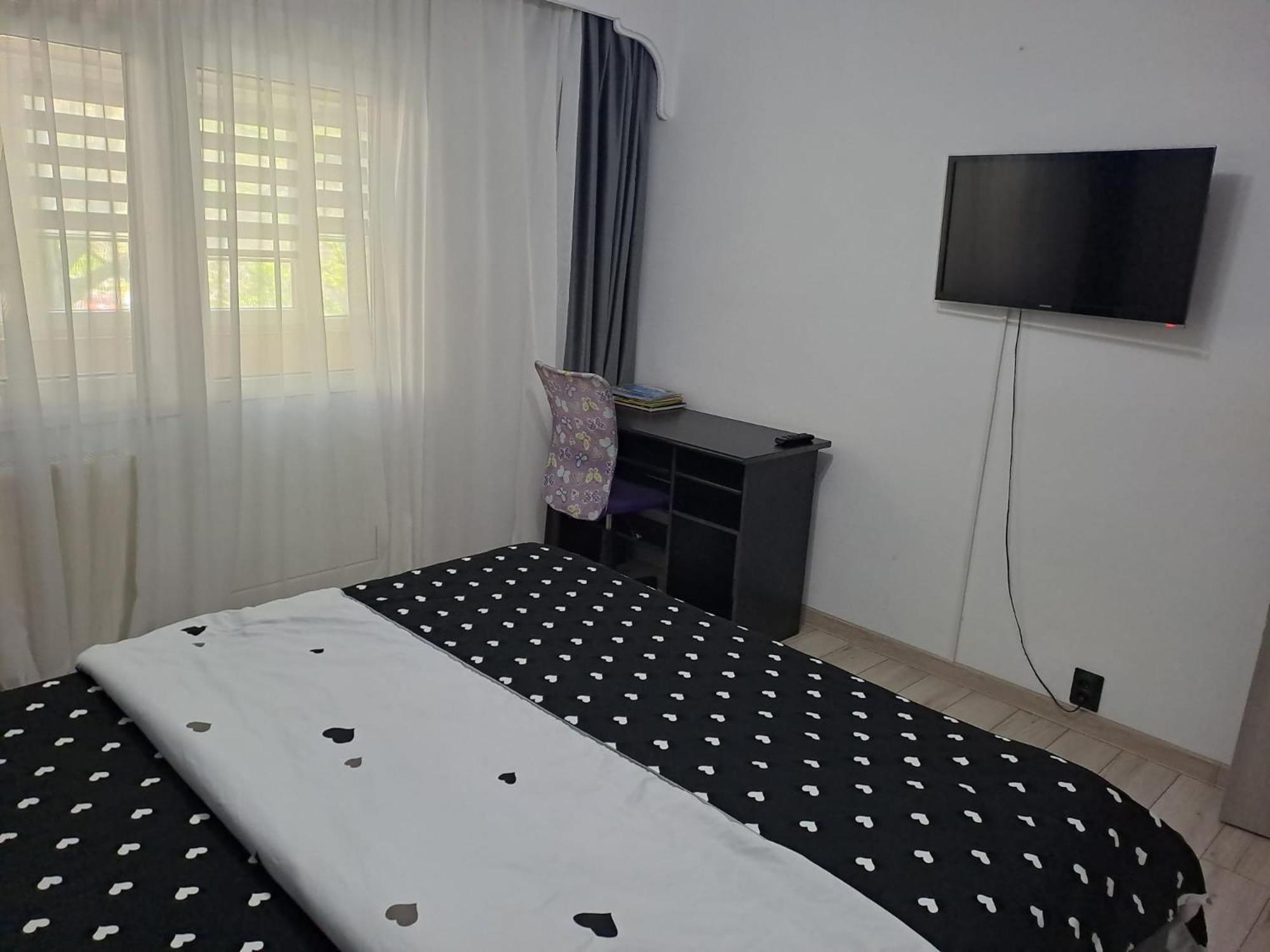 Ilona 3 Apartment