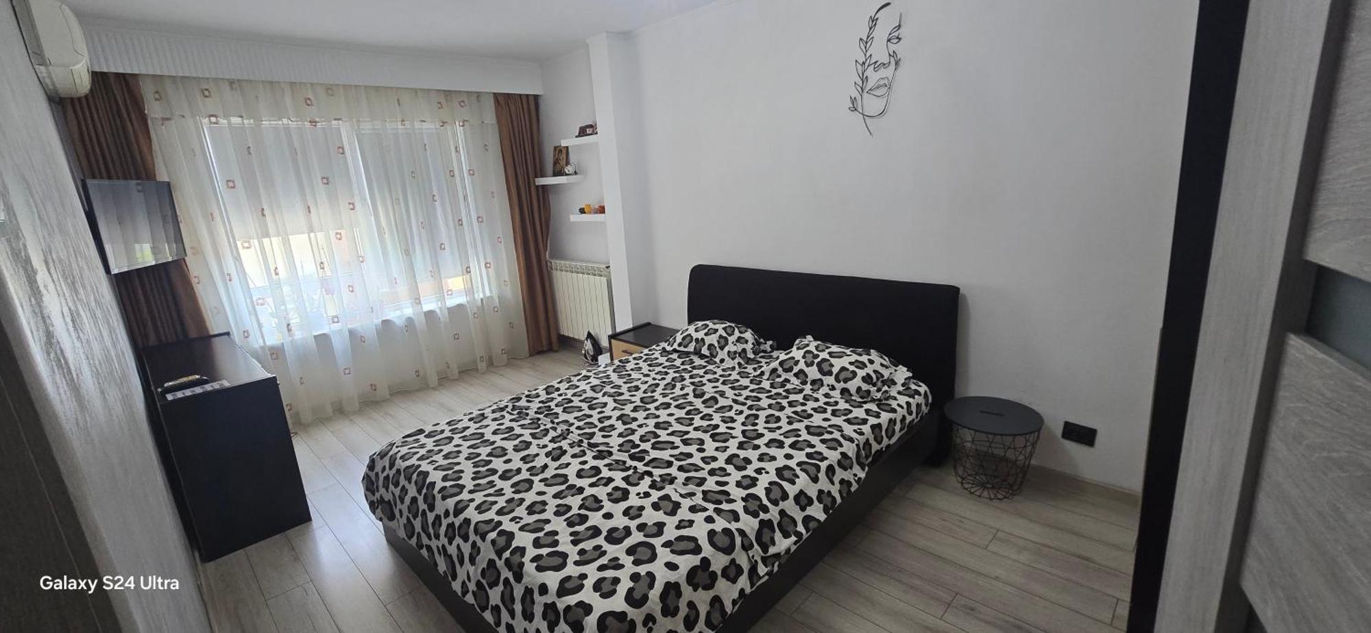 Ilona 3 *